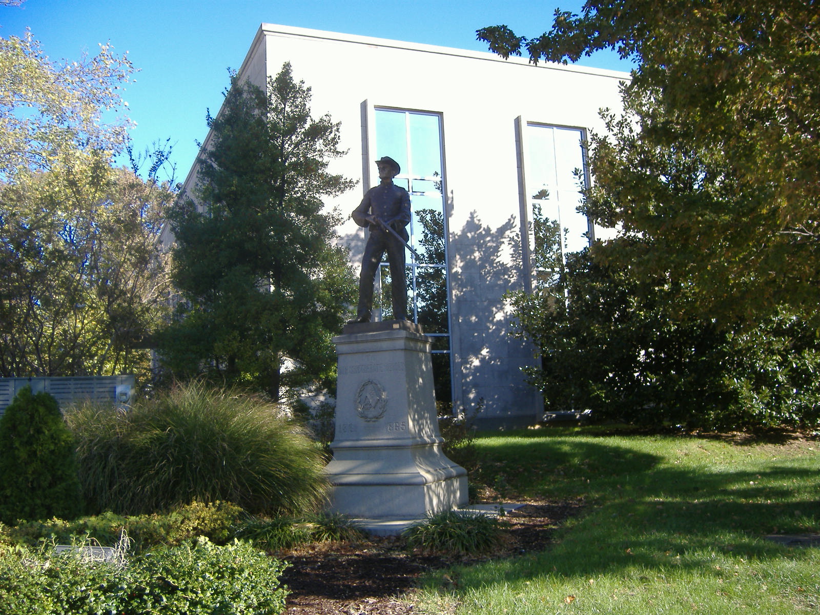 Judge rules Daviess County Confederate statue can be moved