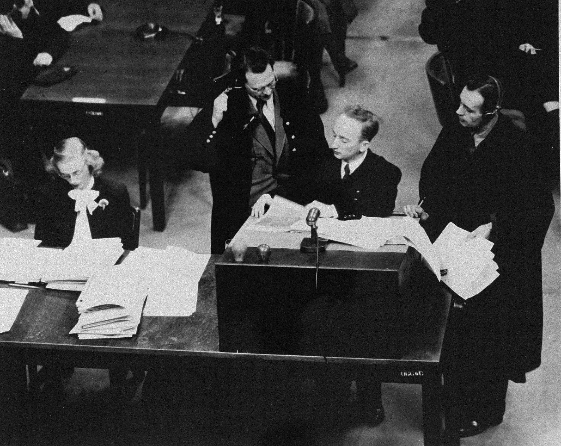 Last surviving Nuremberg prosecutor, a Boca Raton resident, receives Florida medal of freedom - Vimarsana News