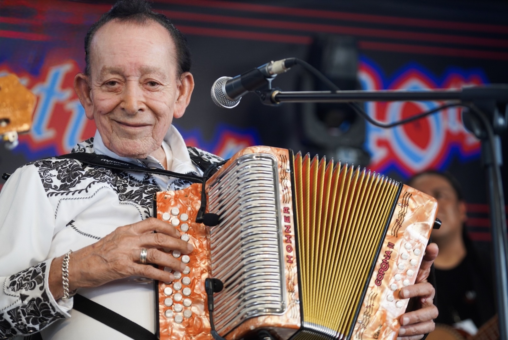 Fronteras: 'It comes from the soul' — Remembering the life, legacy