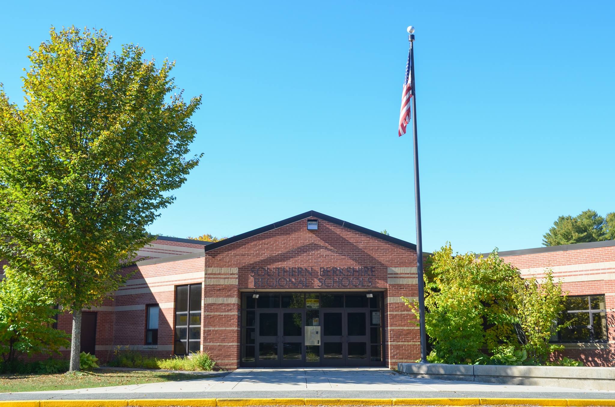 Sheffield's Mount Everett High secures Early College designation, allowing  students to earn free credits | WAMC