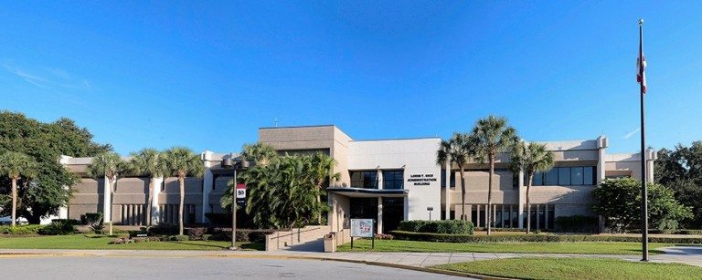 Polk State College is canceling $1.2 million in student debt | WUSF