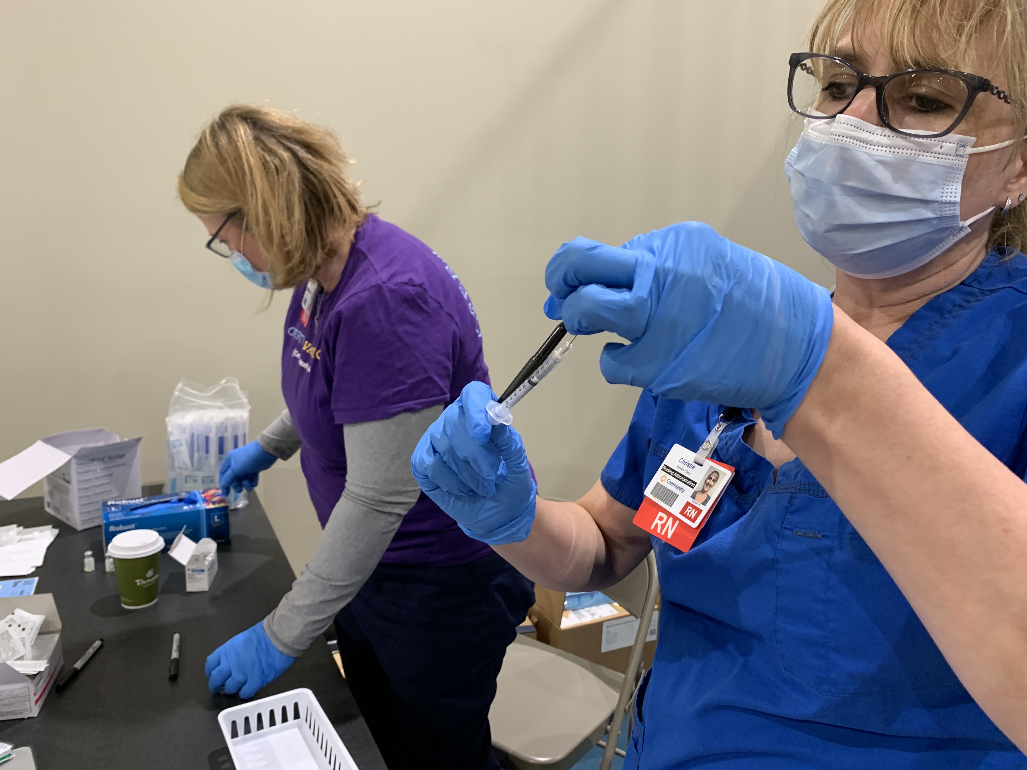'Pause' on Johnson & Johnson Vaccine Reverberates in Clinics - Vimarsana News
