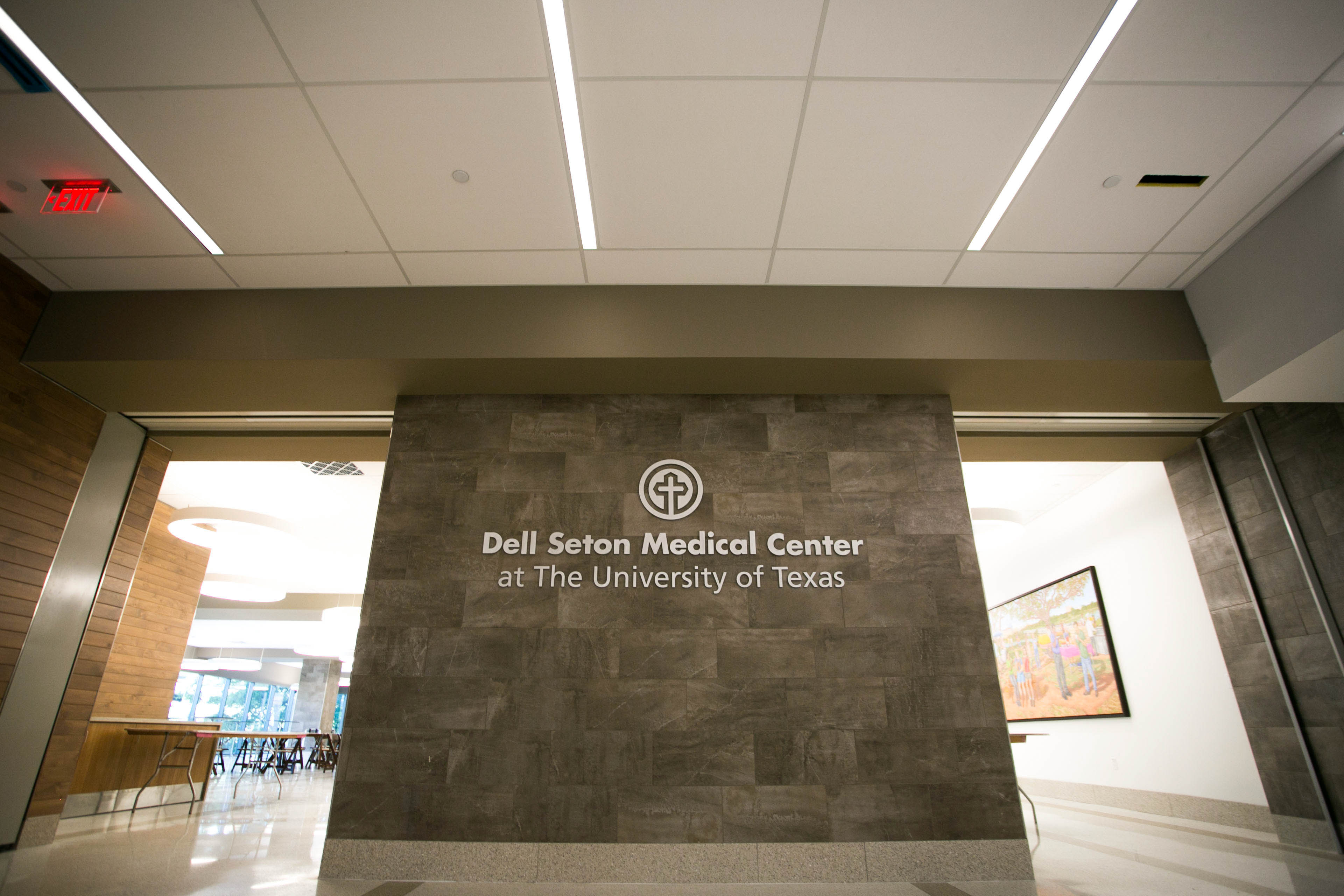 Ascension, Blue Cross reach last-minute deal on in-network care in Texas