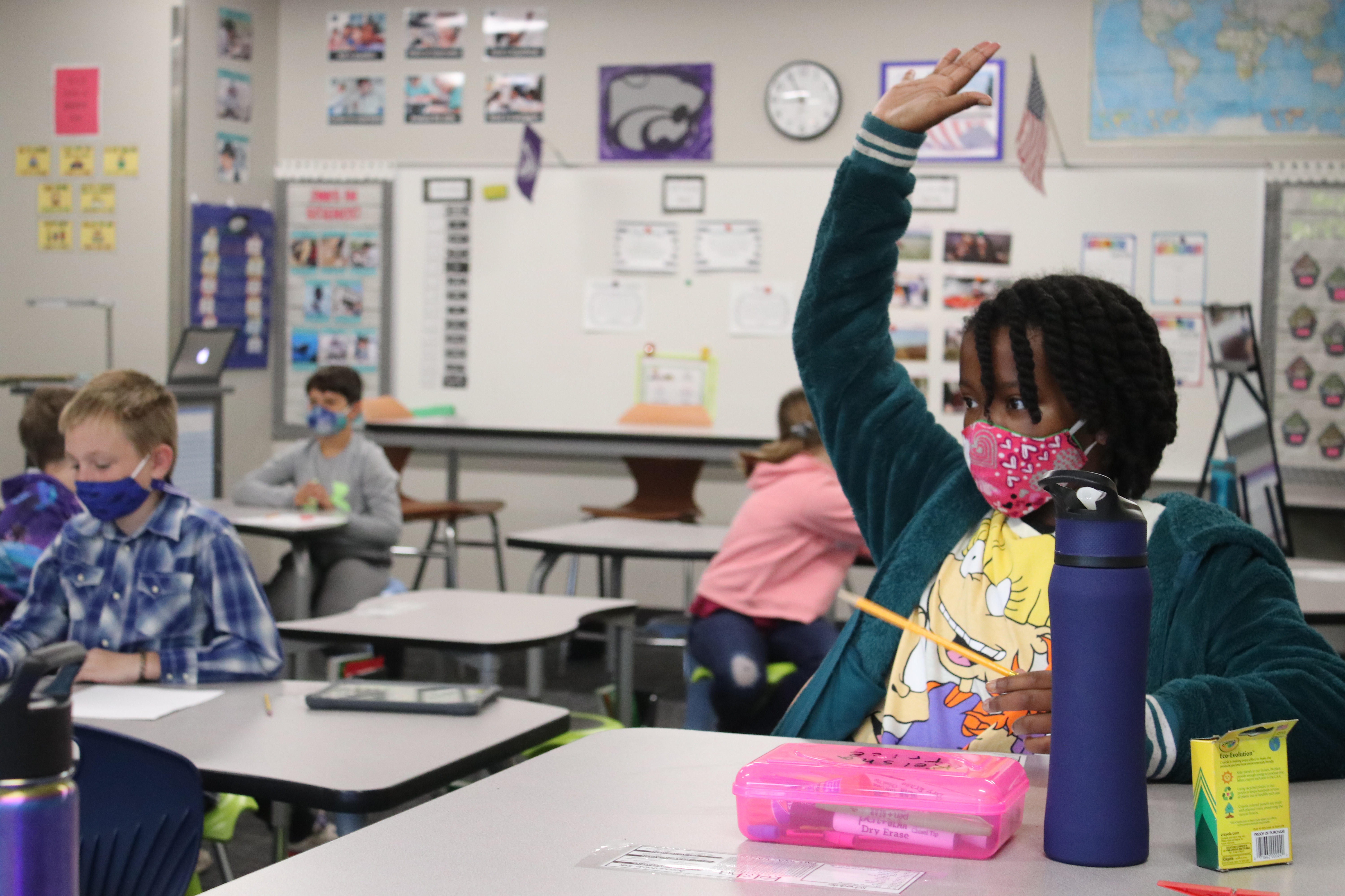 shawnee-mission-school-district-asking-voters-for-more-money-to-lighten-teacher-workloads-kcur-89-3-npr-in-kansas-city