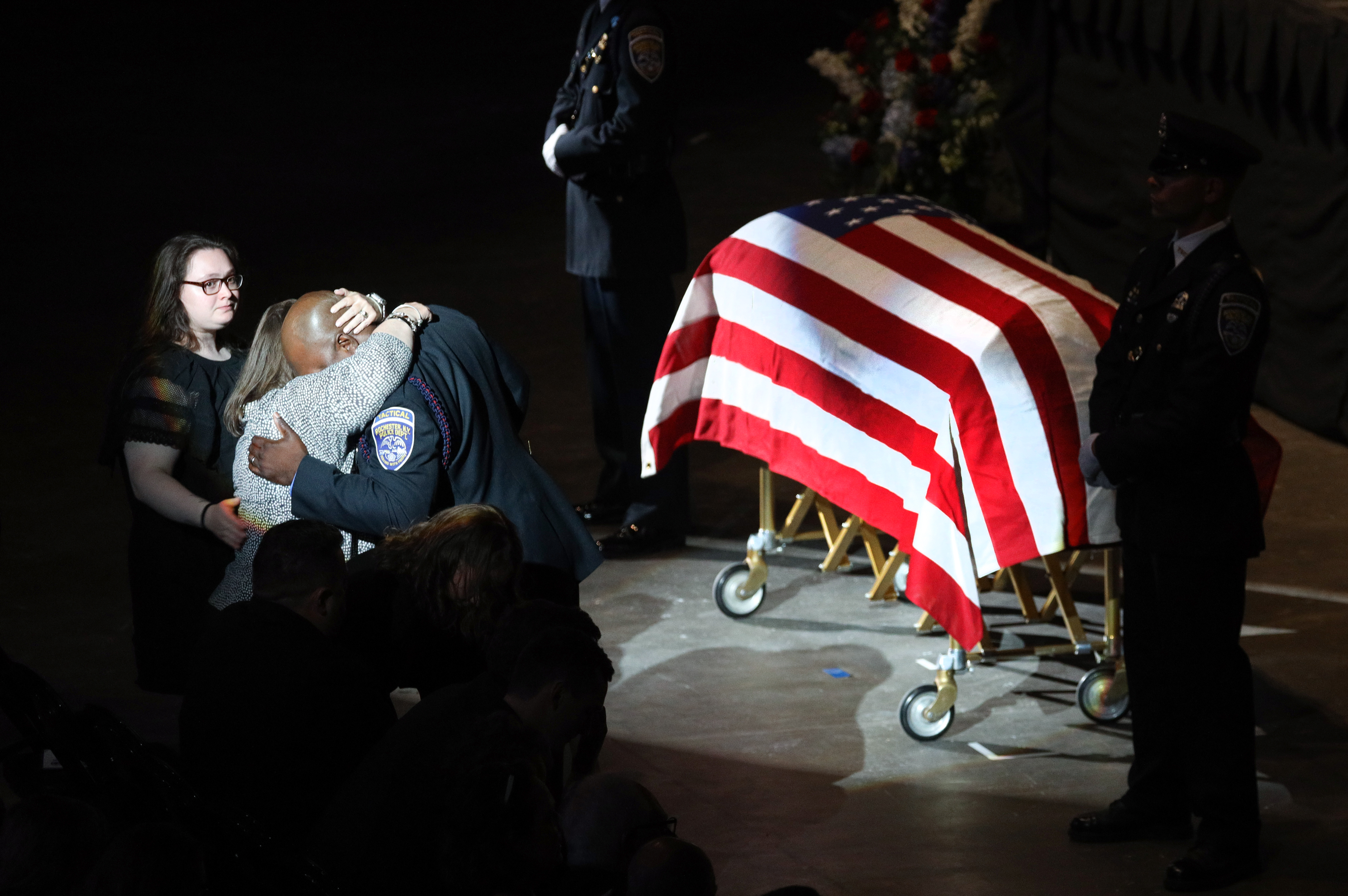 Thousands attend funeral service for Rochester Police