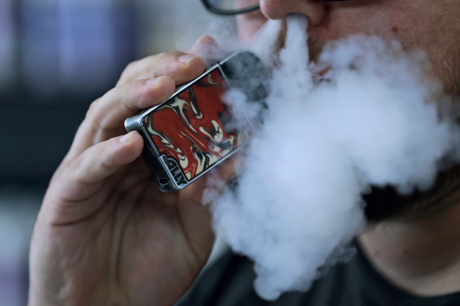 Oregon Supreme Court OKs Washington County's ban on flavored tobacco sales  | Jefferson Public Radio