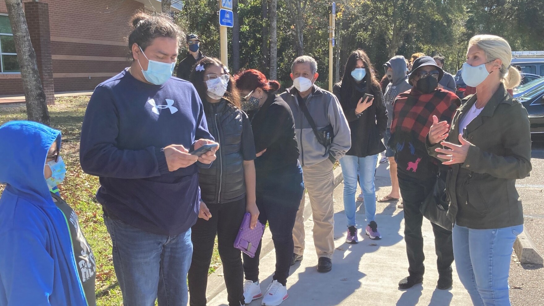 Jacksonville COVID testing site pulls back as panic over testing grows - Vimarsana News