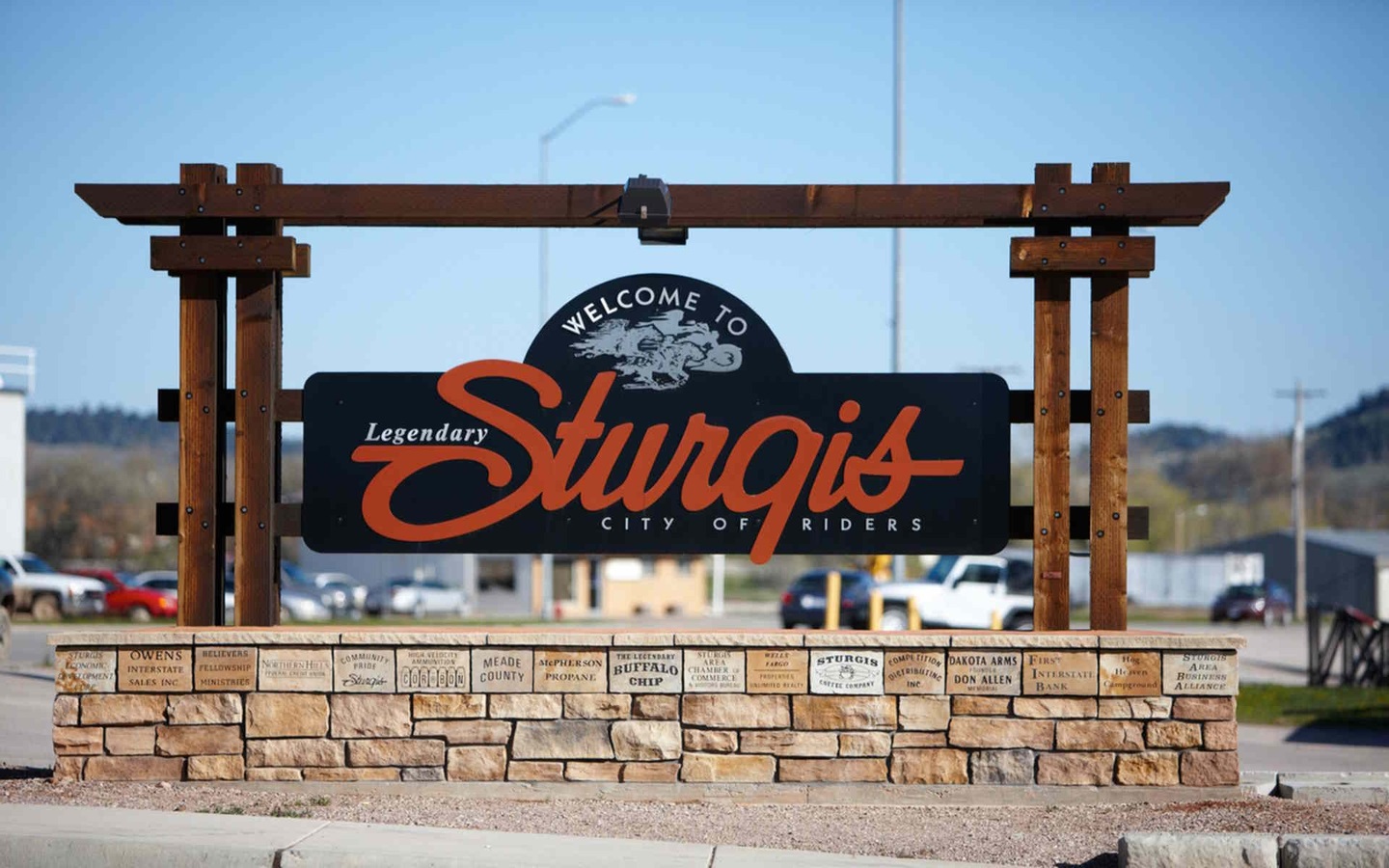 Sturgis faces yet more resignations, including mayor and