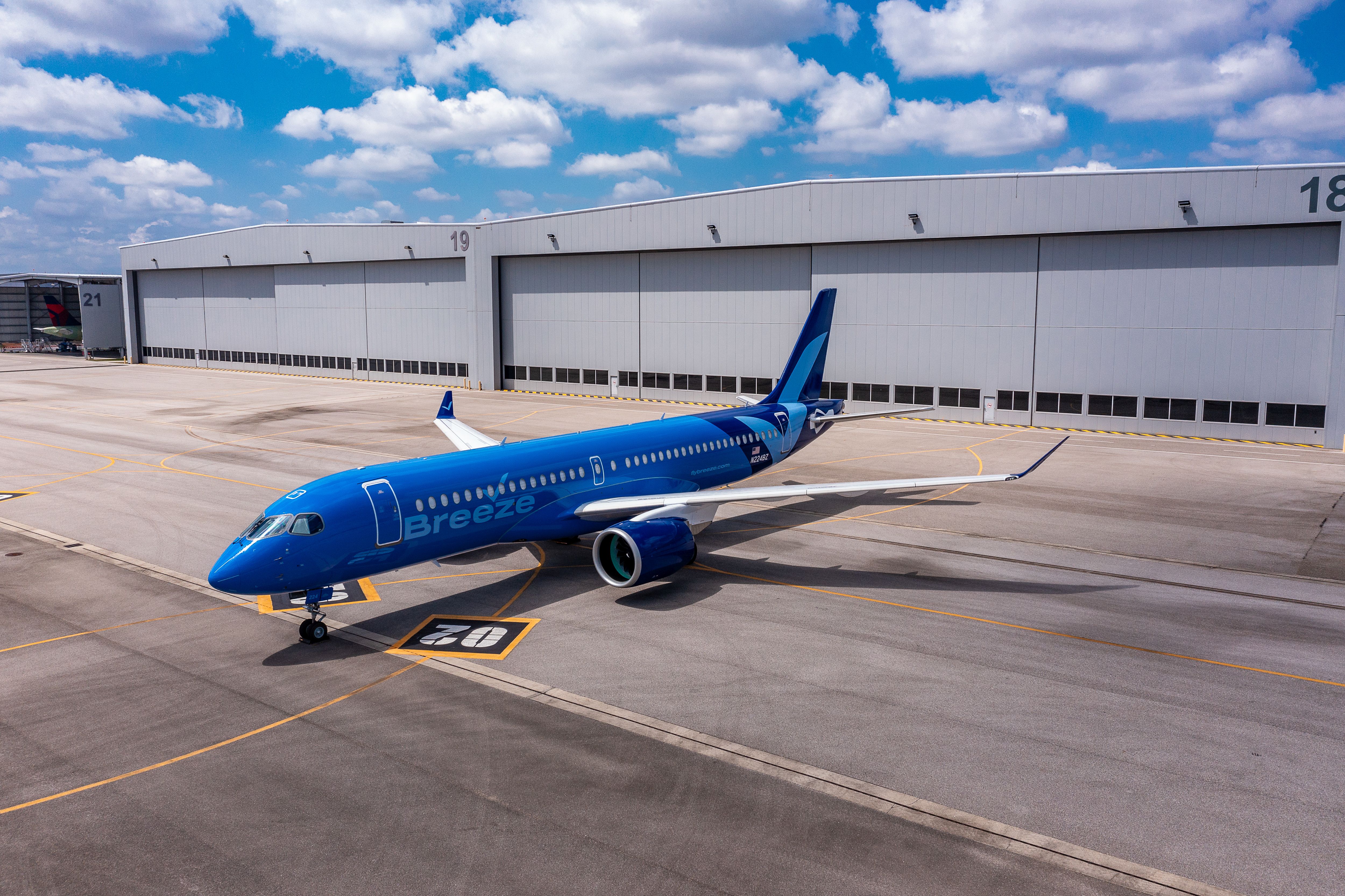 Breeze Airways, a low-cost carrier, begins service in Rochester