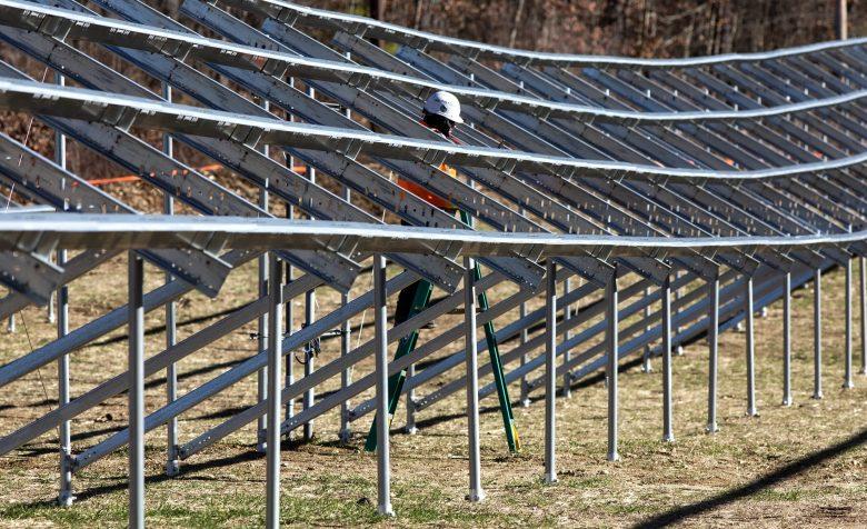 nhpr.org - Emilia Wisniewski - Concord Monitor - Largest state solar array project underway in Warner