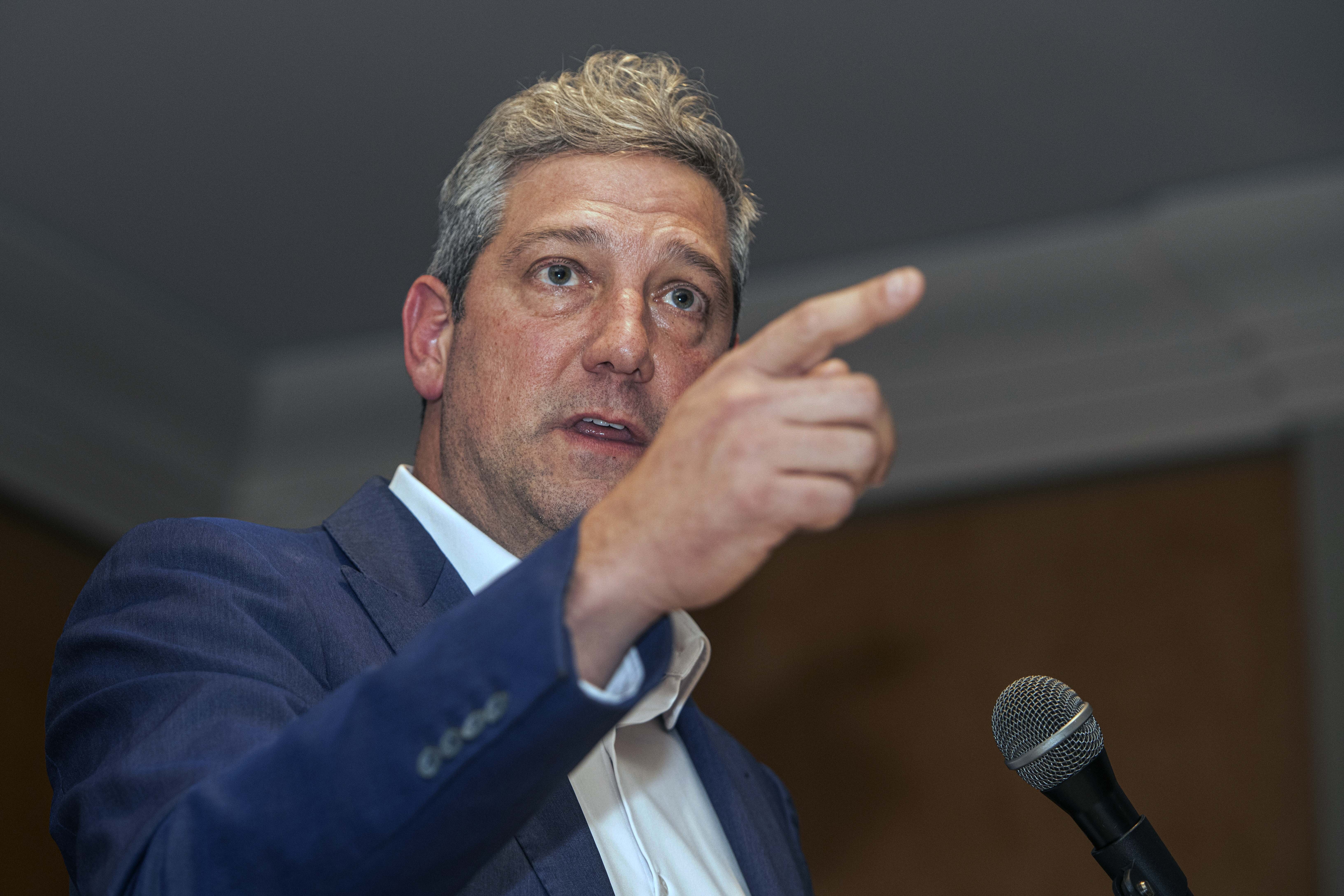 Analysis: National Democratic party thumbs its nose at Tim Ryan. Ryan thumbs back - Vimarsana News