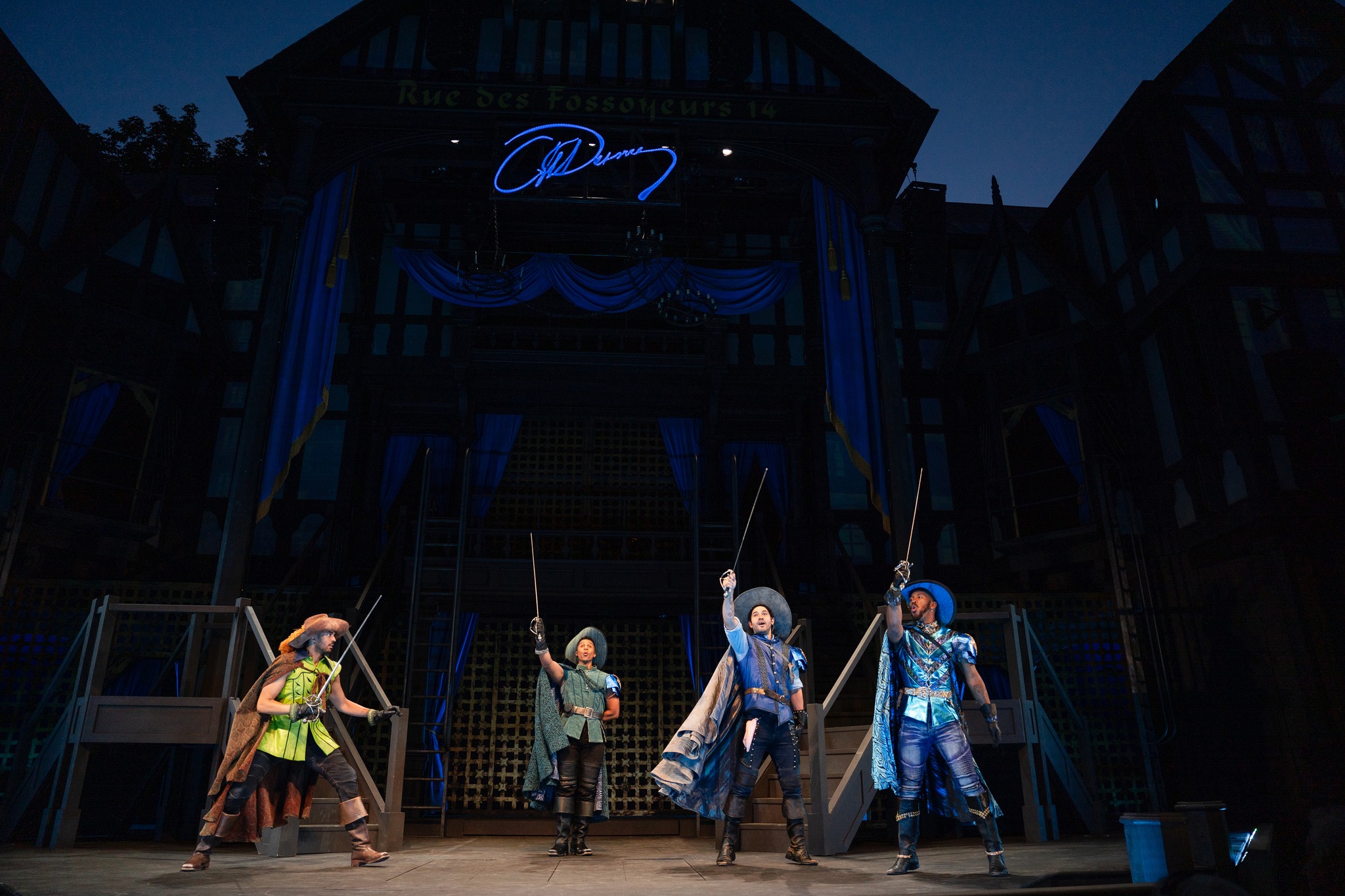 oregon shakespeare festival dress code Romeo and Juliet