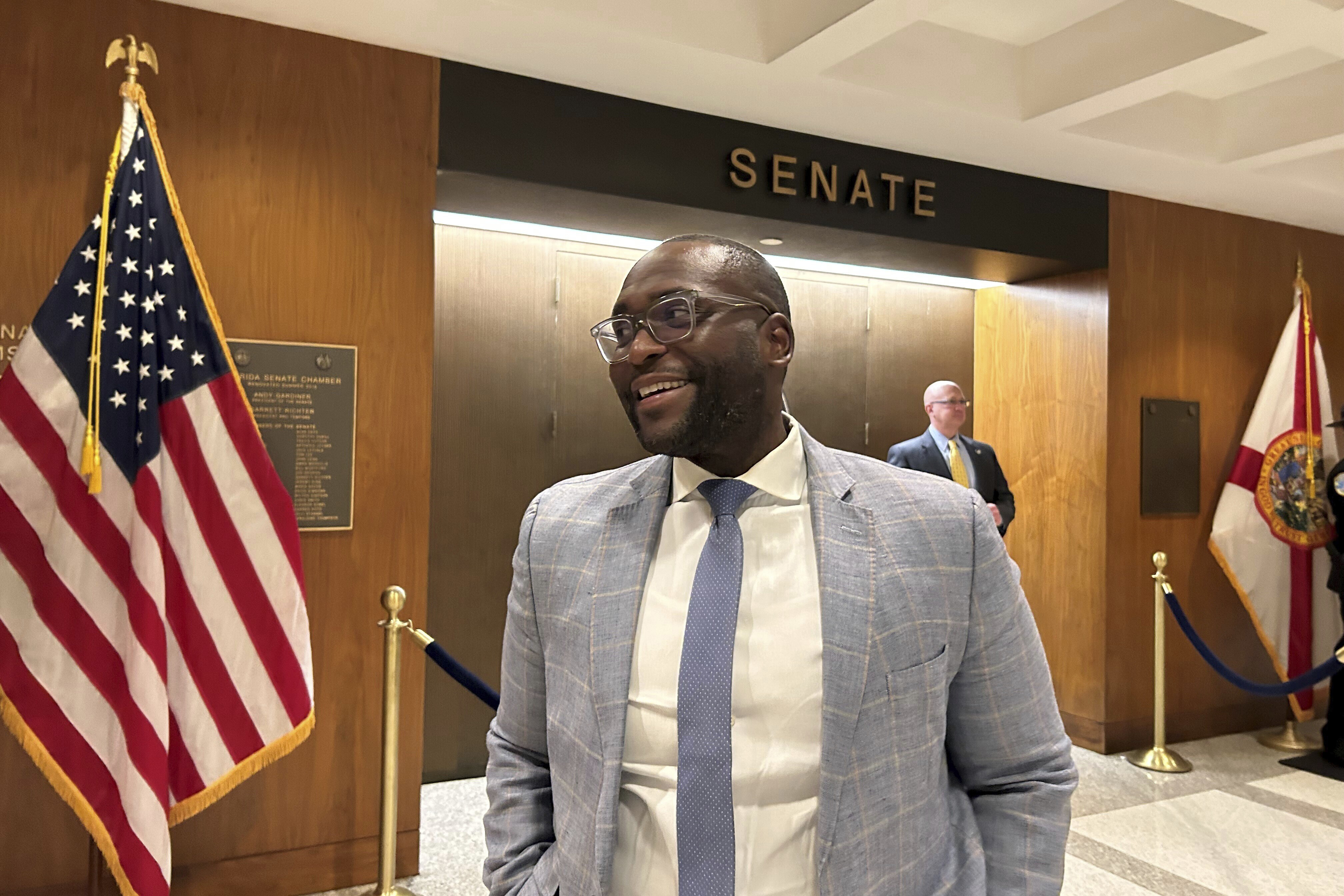Florida LGBTQ+ lawmaker tells the GOP: 'I'm literally trying to exist' - Vimarsana News