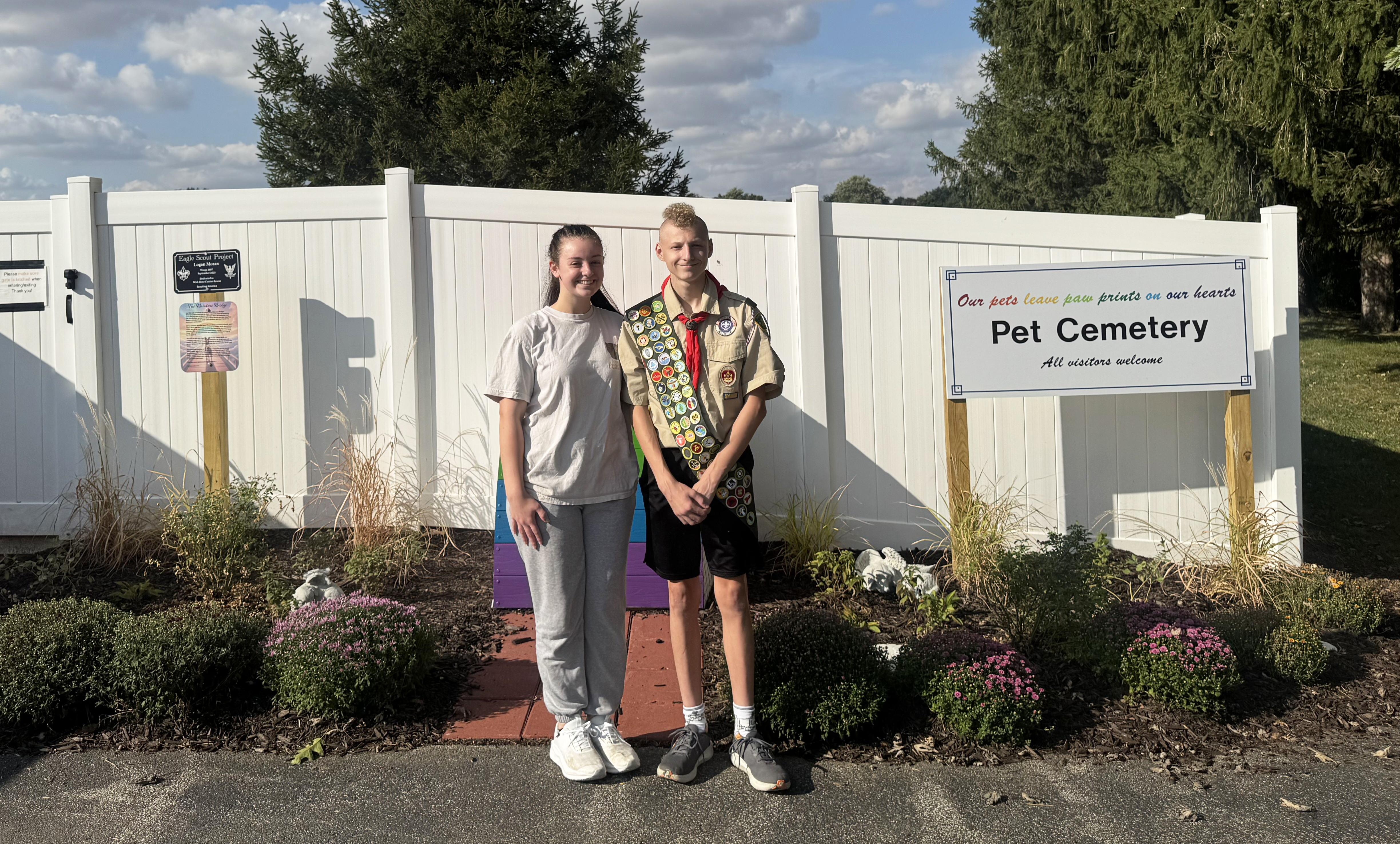 Rainbow bridge' project for TAPS to offer pet owners a place of remembrance  | CIProud.com Fundraising For A Cause Pet Adoption レインボーシリコンブレスレット – 採用を選択 8.3 i