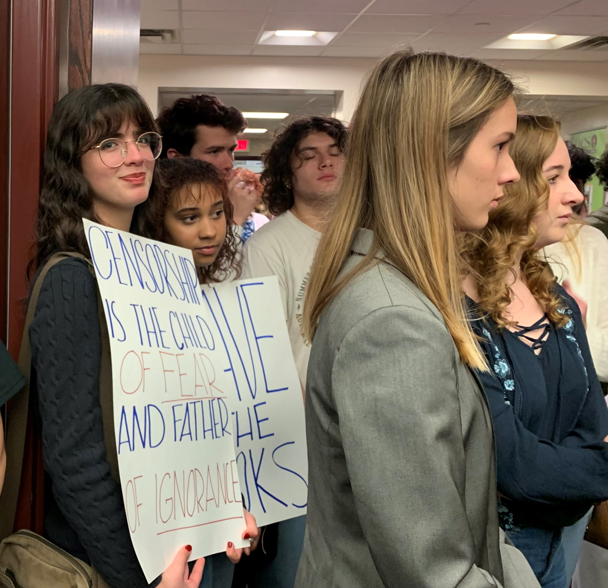 Students push back against book bans as the scope of a new Florida law expands - Vimarsana News