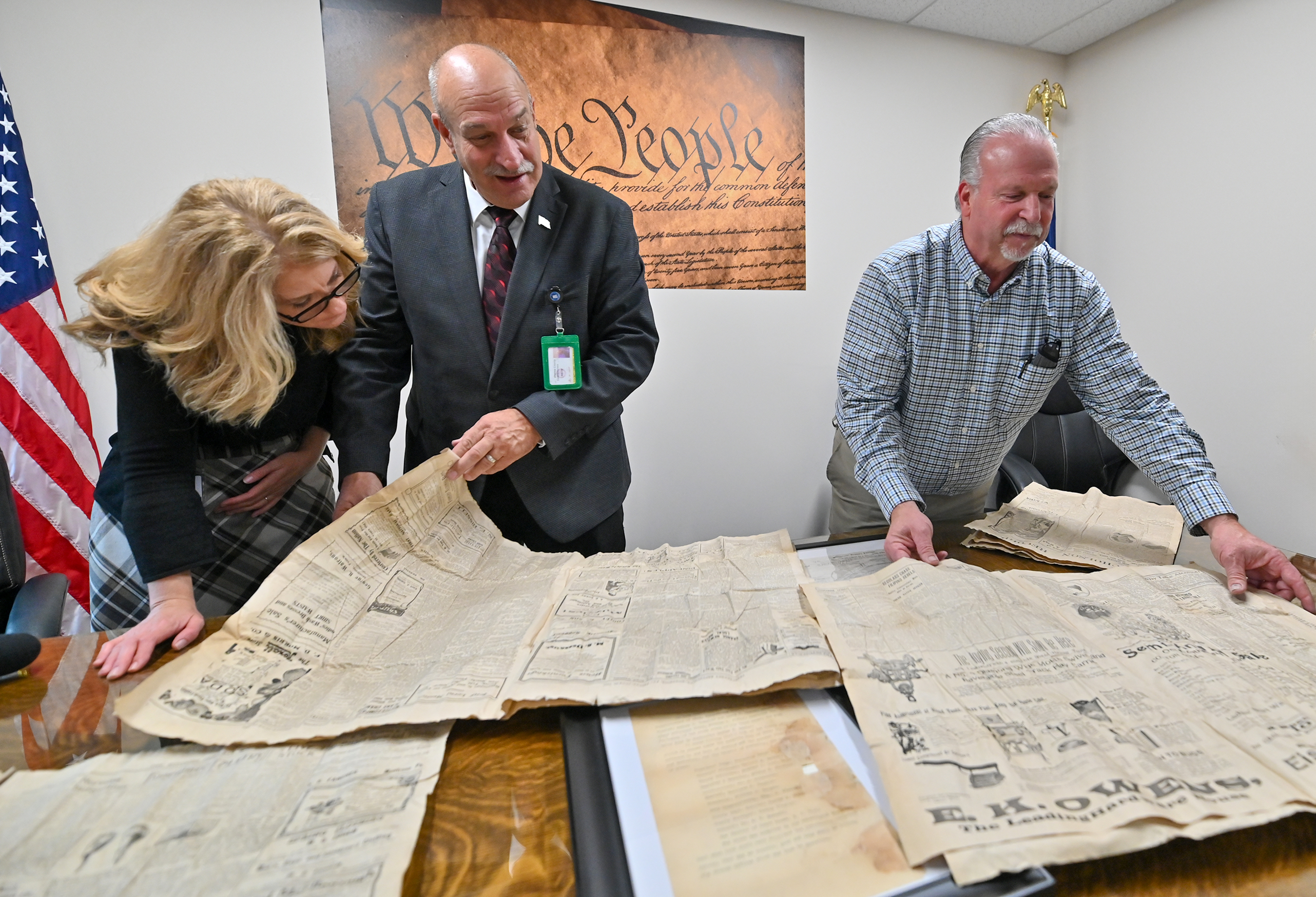 Surprise 115-year-old glass time capsule found in Susquehanna