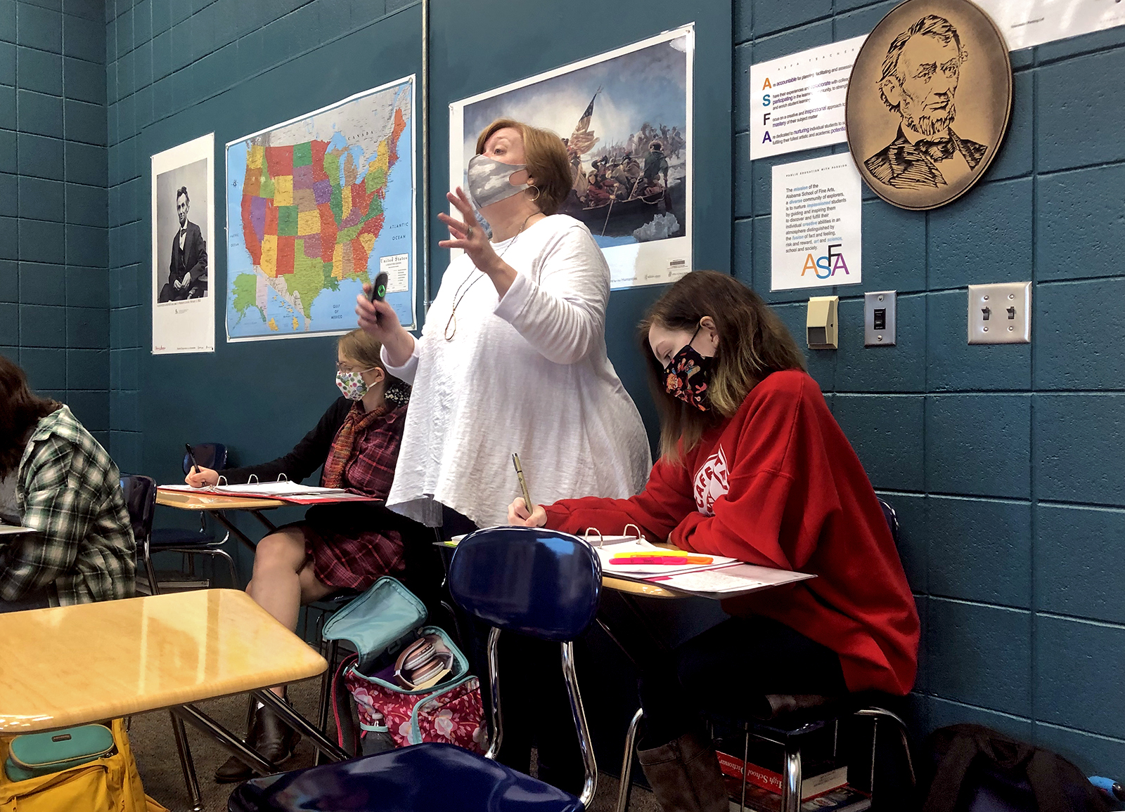 Critical race theory divides Gulf South educators, leaders: 'It's not going to change what I do' - Vimarsana News