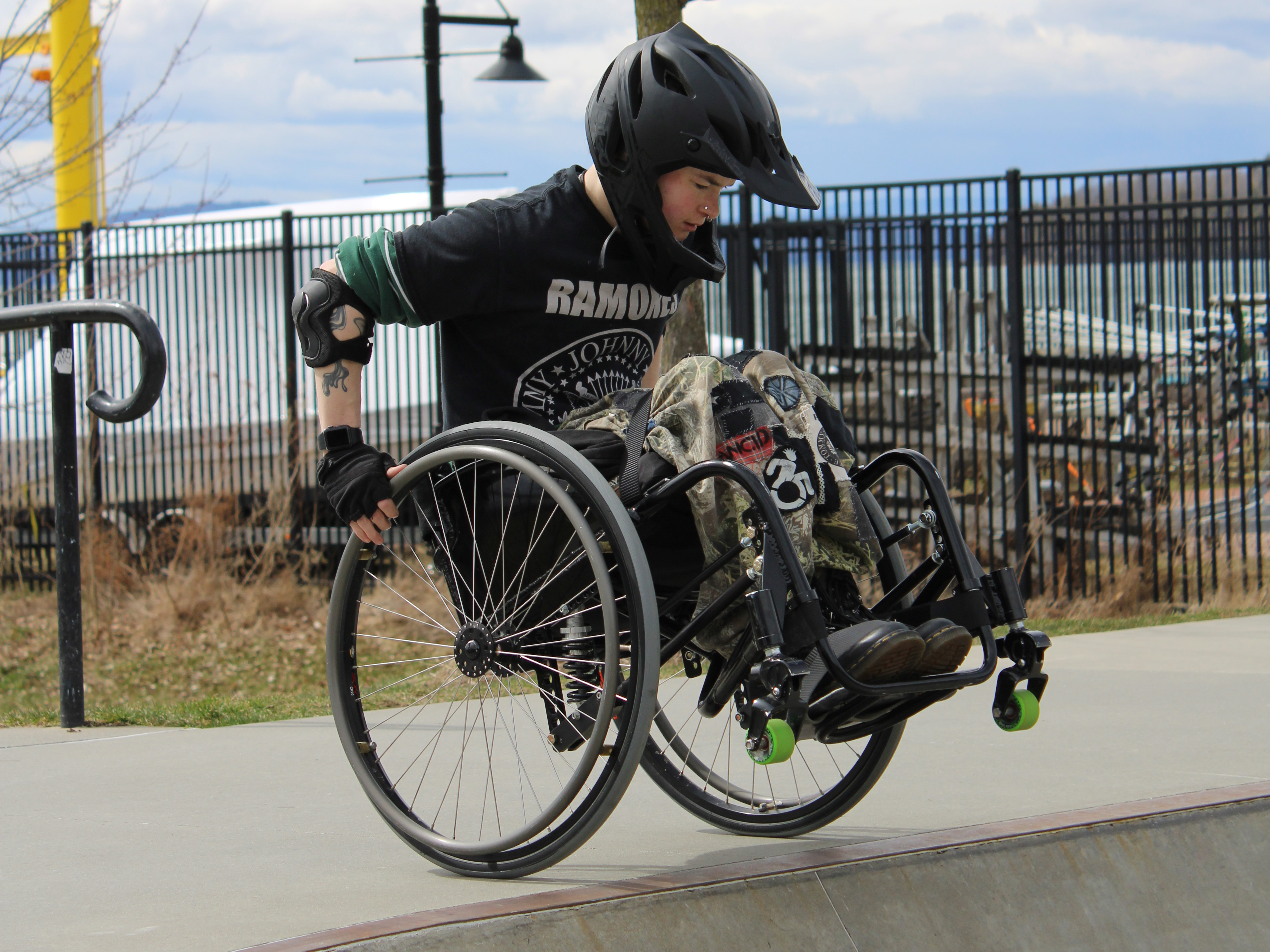 mo-wcmx-drop-in-horiz-