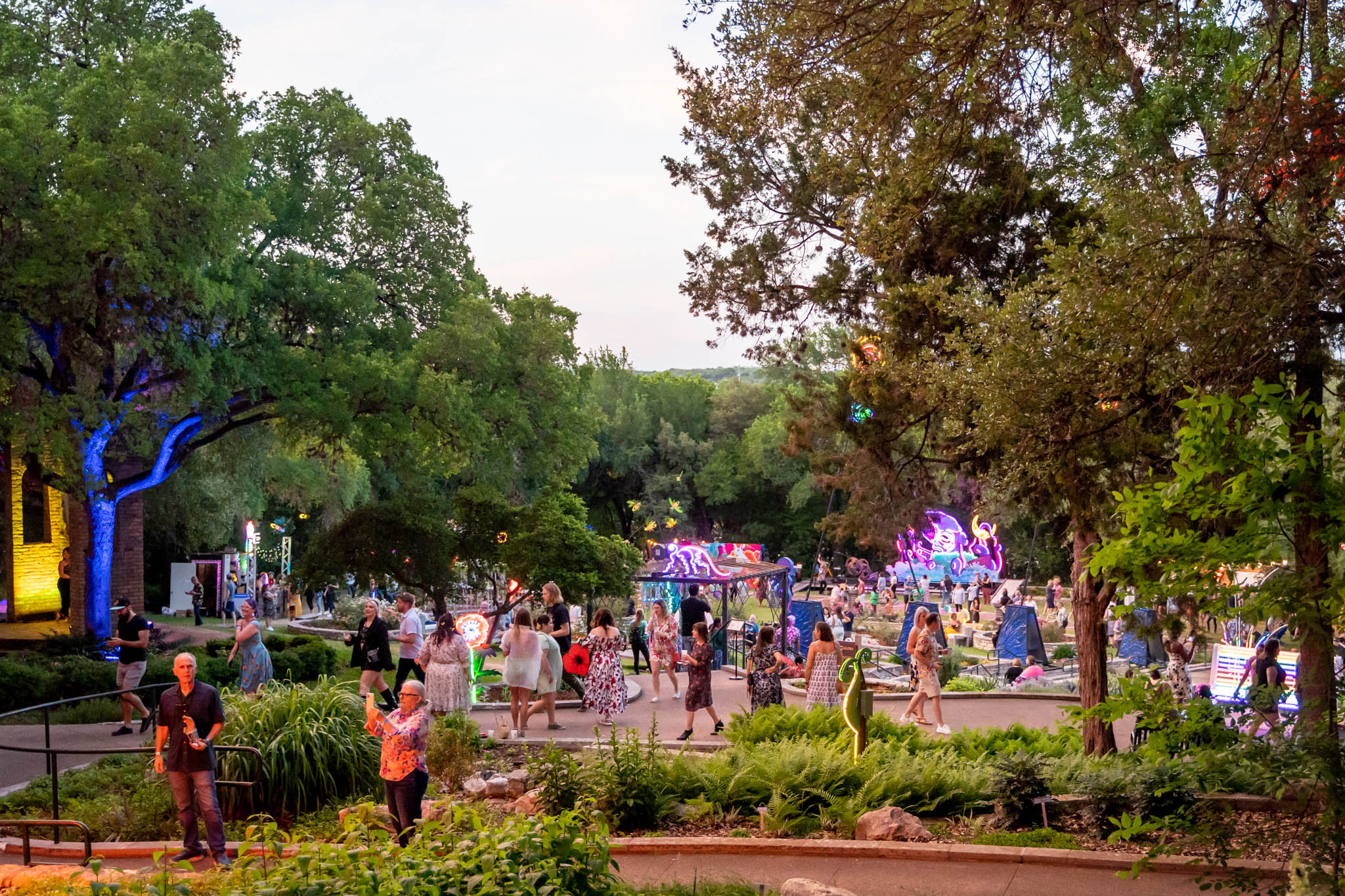 ☘️aiiKEN73*Garden☘️ショールーム☘️AG20260626 City of Austin suddenly takes over Zilker Botanical Garden | KUT