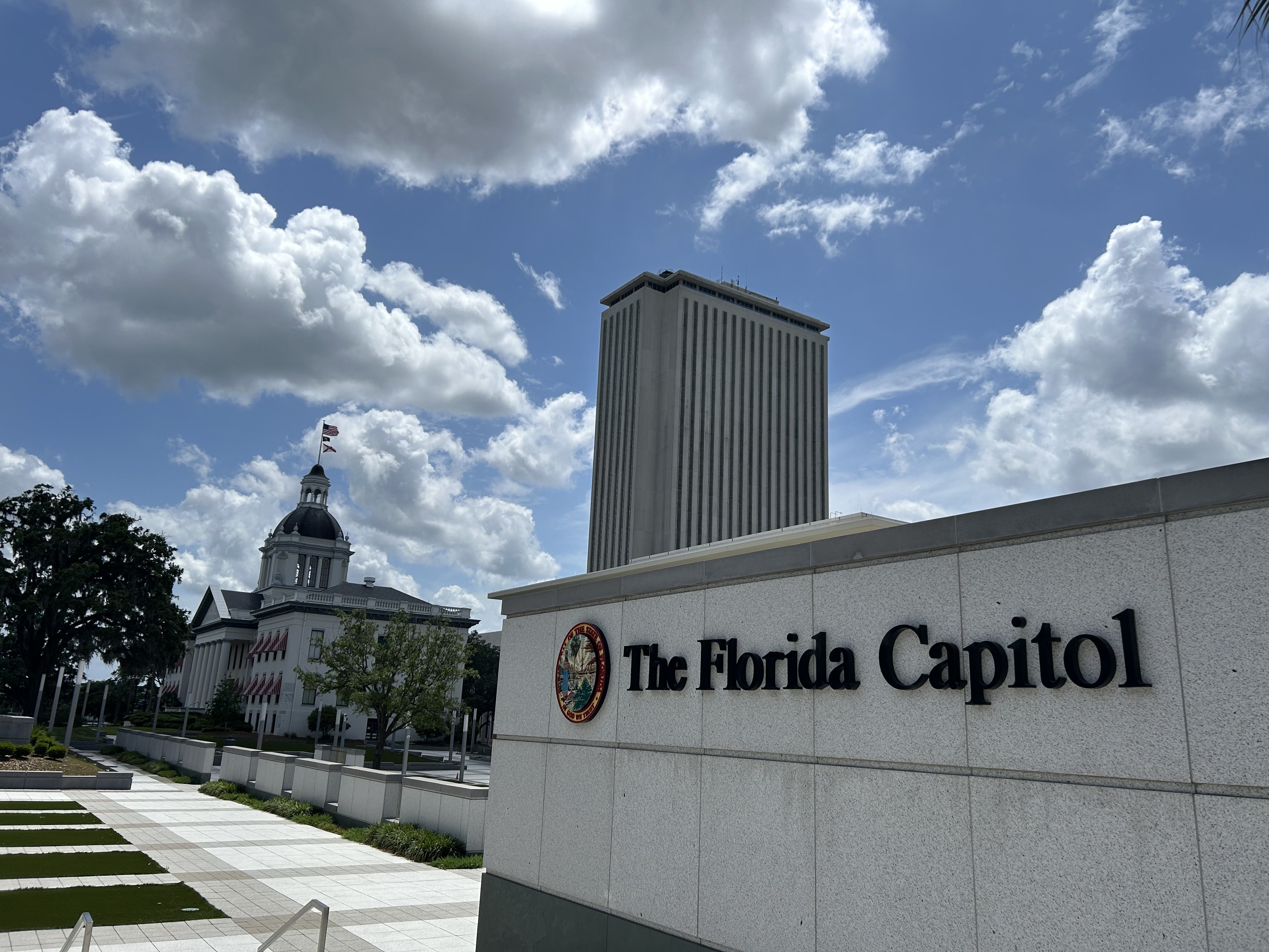 Florida officials tout a decline in the state debt