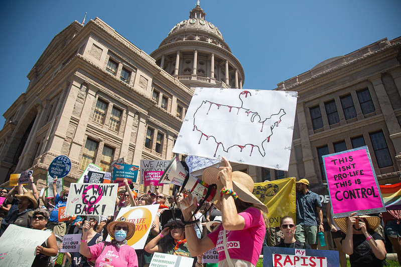 Texas Republicans' long-sought 'trigger law' on abortion now in effect - Vimarsana News