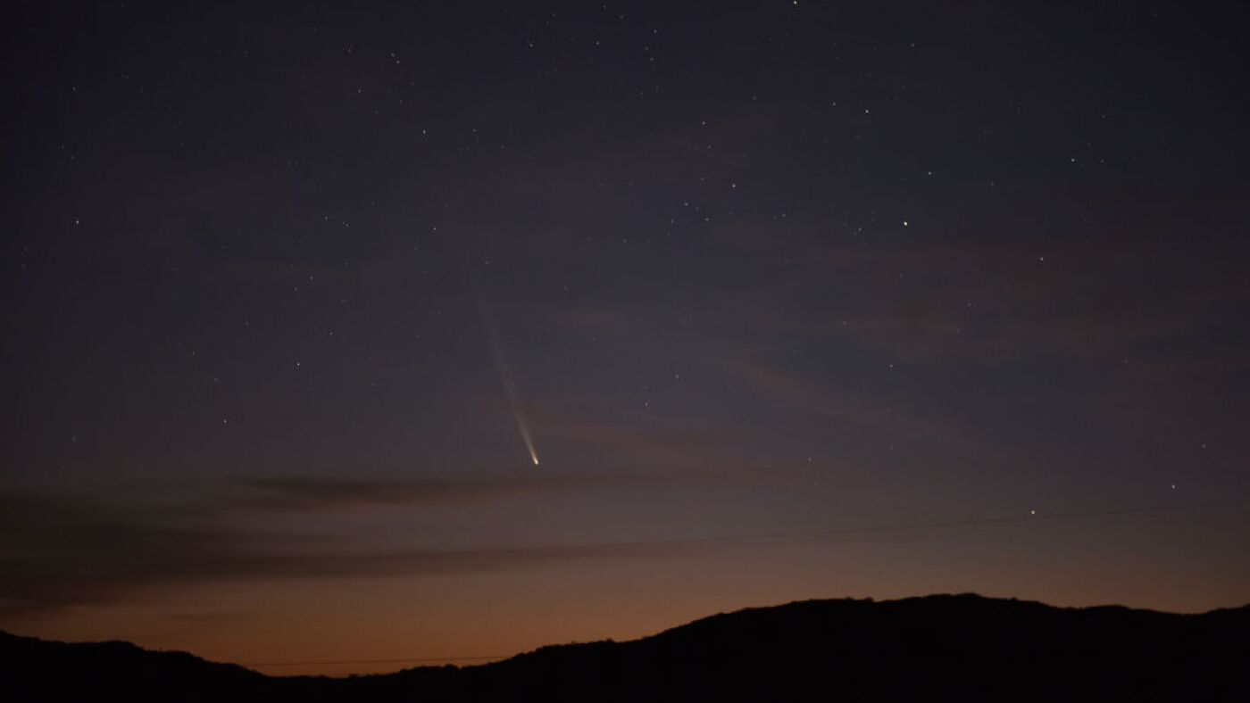 Uncommon comet to streak throughout evening sky. Right here’s how one can see it : NPR Uncommon comet to streak throughout evening sky. Right here’s how one can see it : NPR
