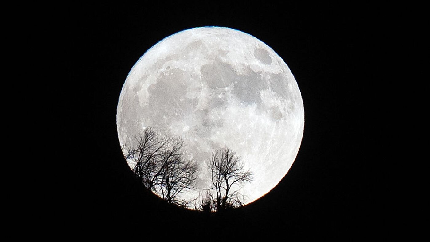 NASA plans to place a nuclear reactor on the moon by 2030 : NPR NASA plans to place a nuclear reactor on the moon by 2030 : NPR