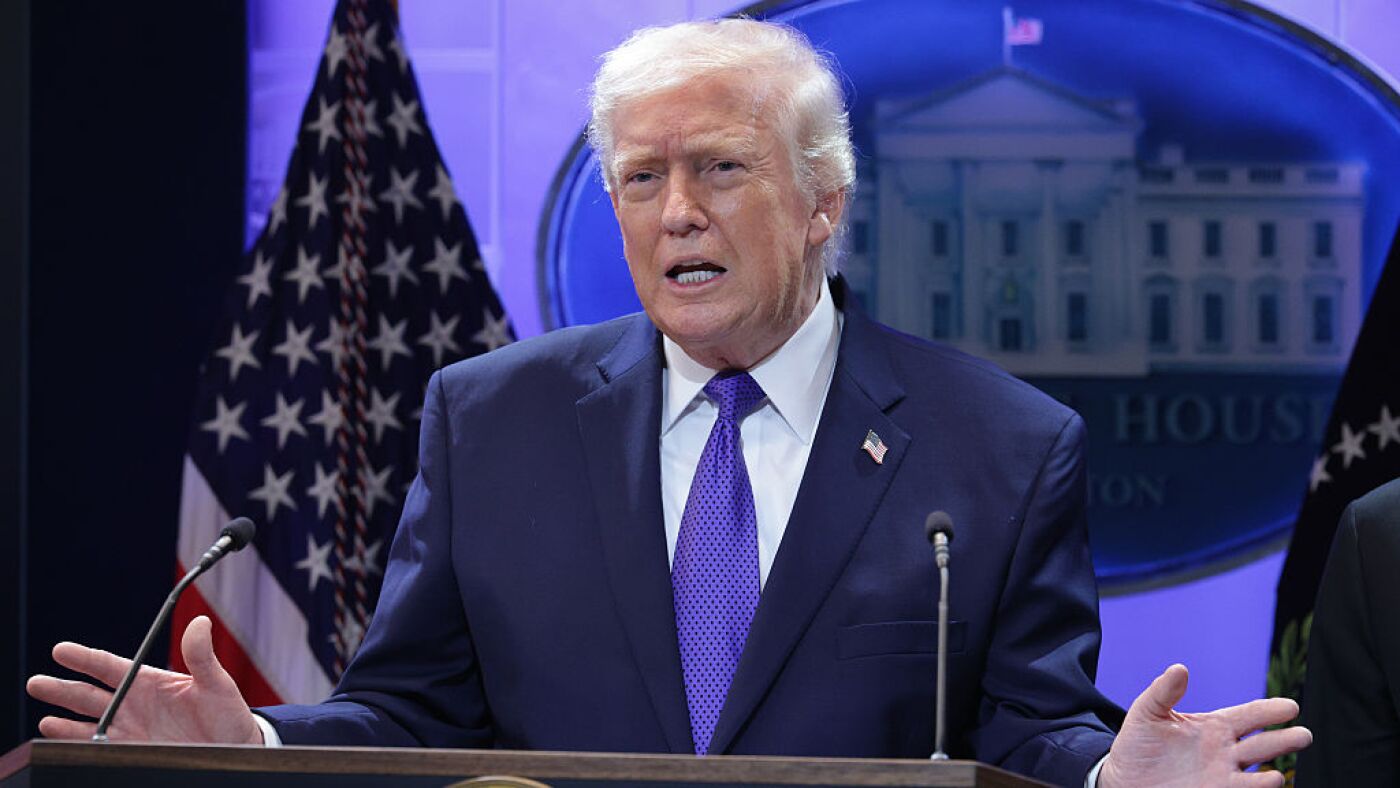 Poll: Most say the state of the union is not strong and the U.S. is worse off