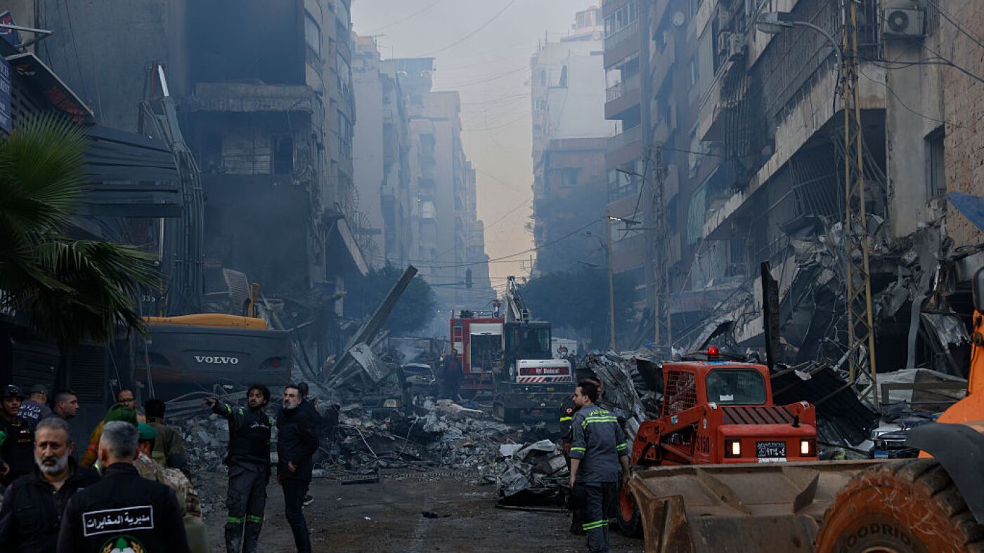 Trump warns strikes will resume if Iran doesn't agree to his peace terms