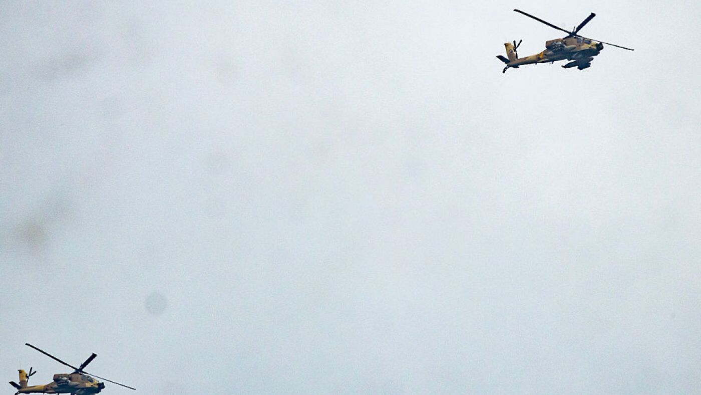 Iran threatens strikes on Gulf power plants following Trump's Strait of Hormuz ultimatum