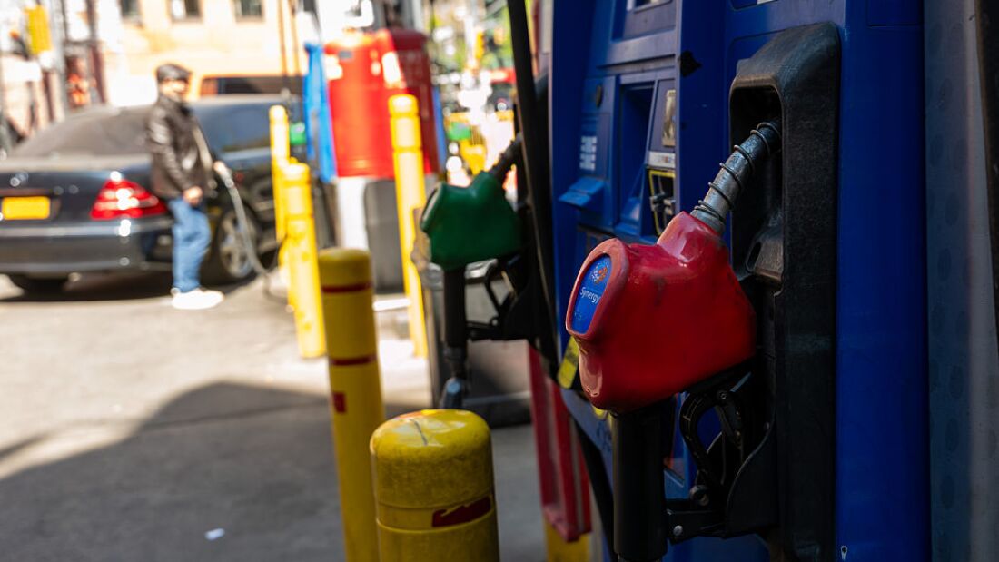 Poll: Trump blamed for gas prices as Democrats gain midterm edge Poll: Trump blamed for gas prices as Democrats gain midterm edge