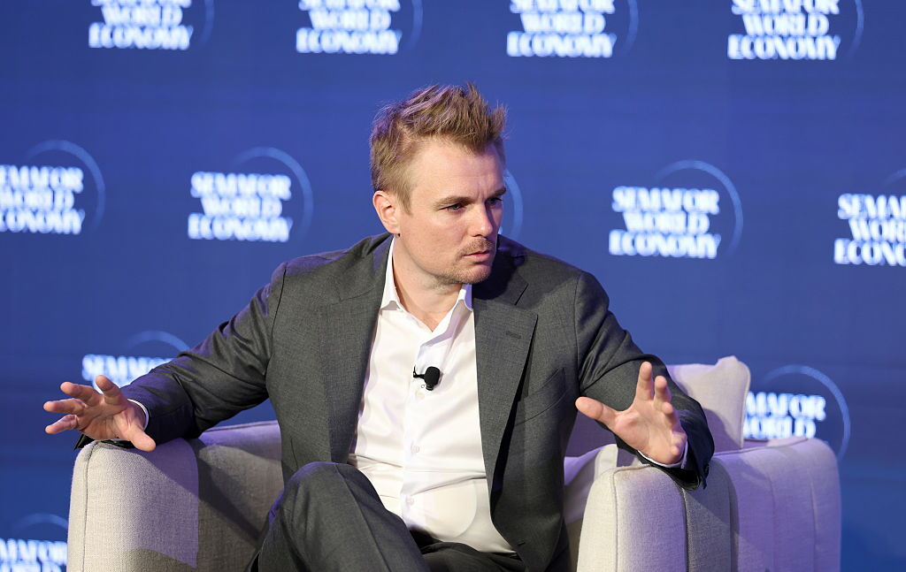 Do AI and air traffic control mix? CEO addresses anxiety about new FAA tool