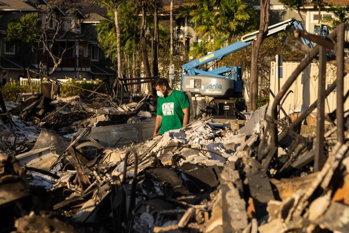 Many Lahaina residents are eager to rebuild what they lost, after a painful and stressful year in temporary housing. Redesigning roads could add more time to that process.