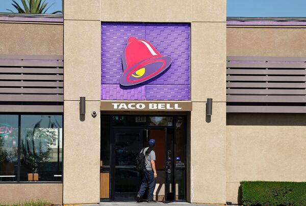 Taco Bell announced it is removing all iceberg lettuce from its supply chain and replacing it after federal health officials linked an outbreak of cyclosporiasis to a single supplier.