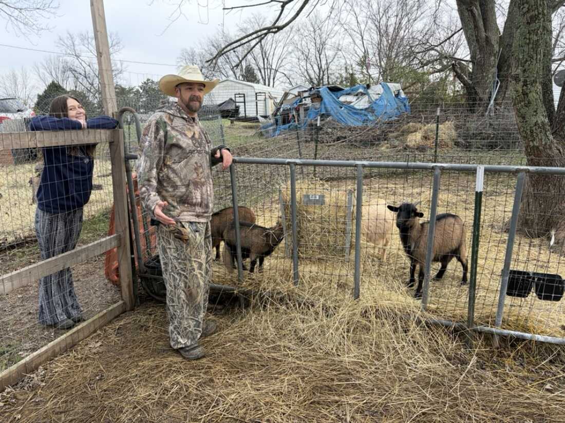 Millions of soon-to-be uninsured Americans are looking for a ‘plan B’ Millions of soon-to-be uninsured Americans are looking for a ‘plan B’