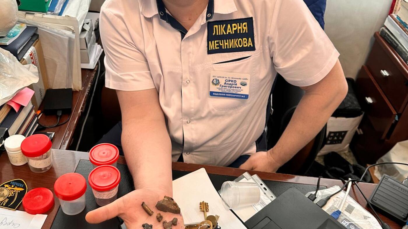 Near the frontline, Ukraine's neurosurgeons are on the cutting edge