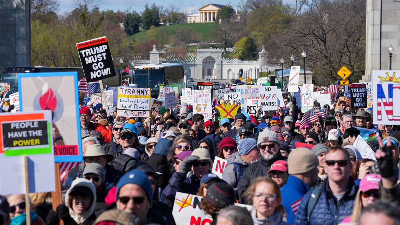 Photos: ‘No Kings’ Protests Across the Country Photos: ‘No Kings’ Protests Across the Country