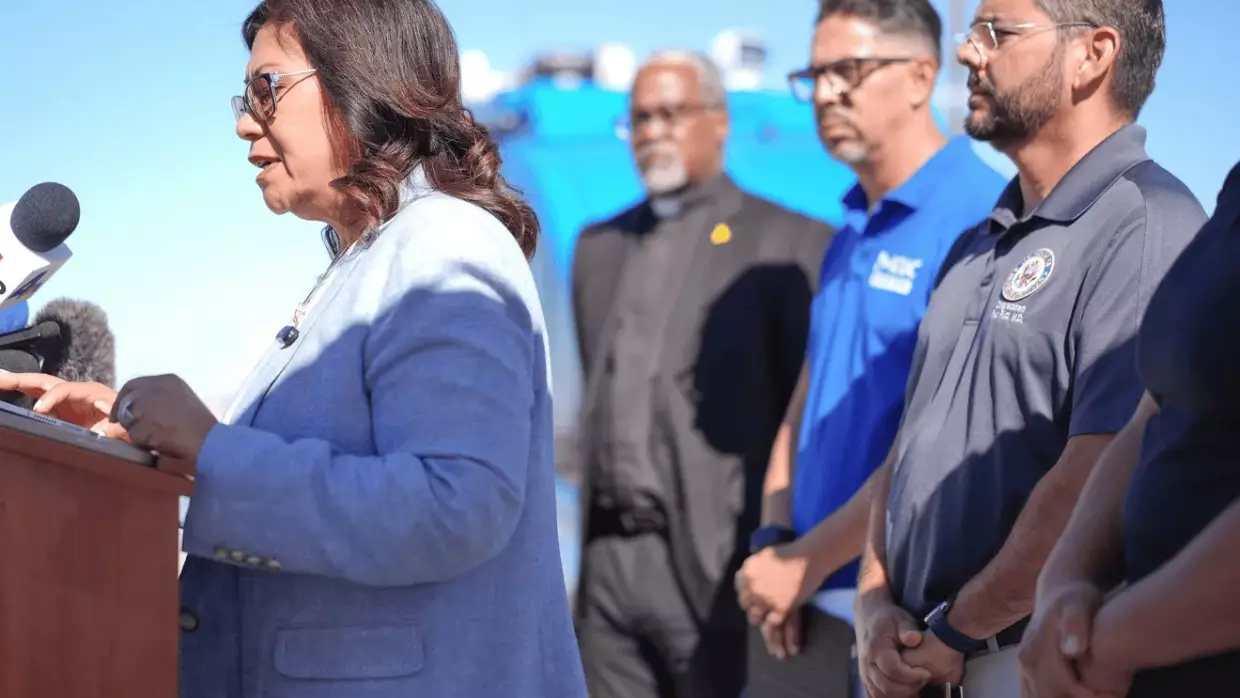 IE congressional Democrats ask judge to intervene over DHS detention policy