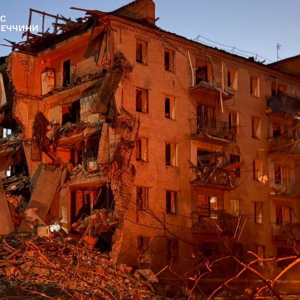 This photo provided by the Ukrainian Emergency Service shows a site of a residential building damaged by a Russian guided bomb in the city center of Sloviansk, Donetsk region, Ukraine, Monday, Aug. 31, 2026.