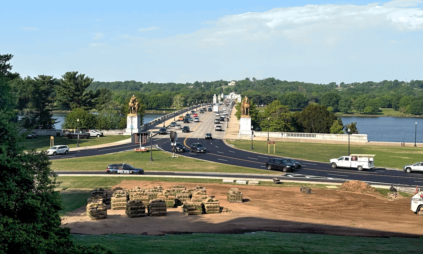 Critics say adding Trump's arch to D.C. would take something away: the ...