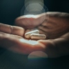Yeni bir çalışma, ABD'de Seçici Serotonin Geri Alım İnhibitörleri veya SSRI'lar olarak adlandırılan en sık reçete edilen antidepresanların bazı eski ilaçlara göre daha az yan etkiye sahip olma eğiliminde olduğunu buldu.