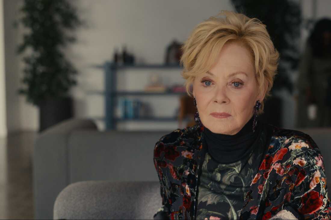 Jean Smart.