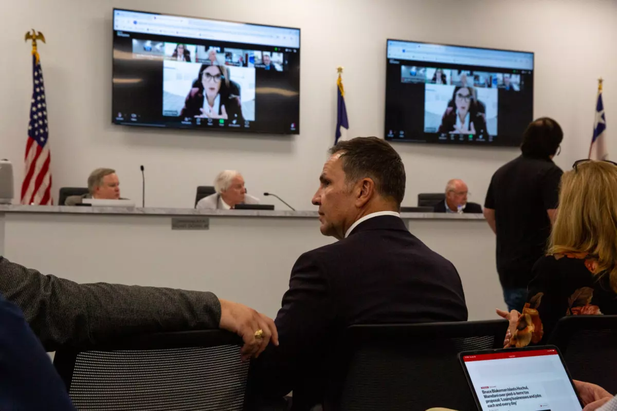 Corpus Christi City Manager Peter Zanoni at a hearing over challenges to permits for the city's emergency groundwater project.