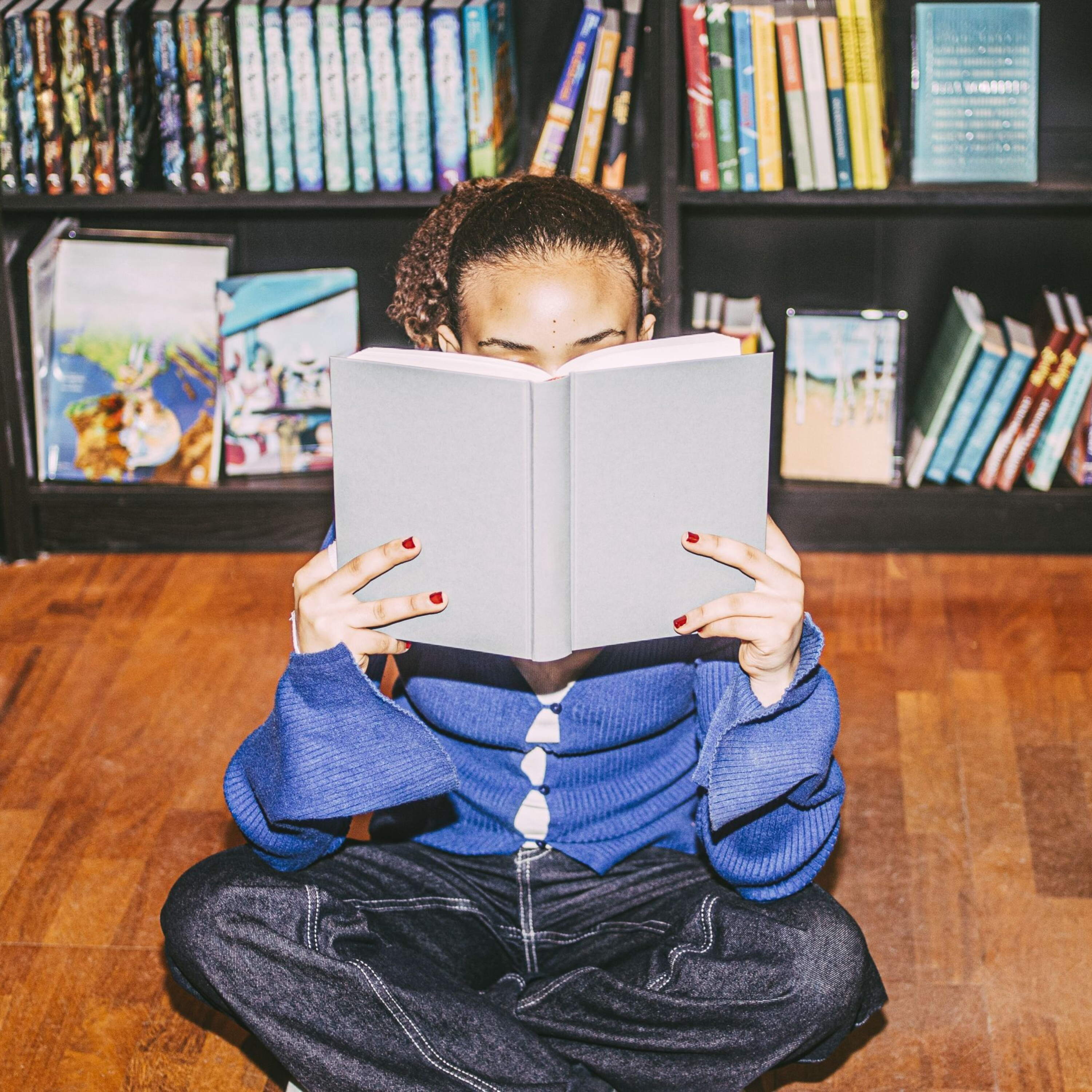Why we should all be 'bookmaxxing' Episode cover