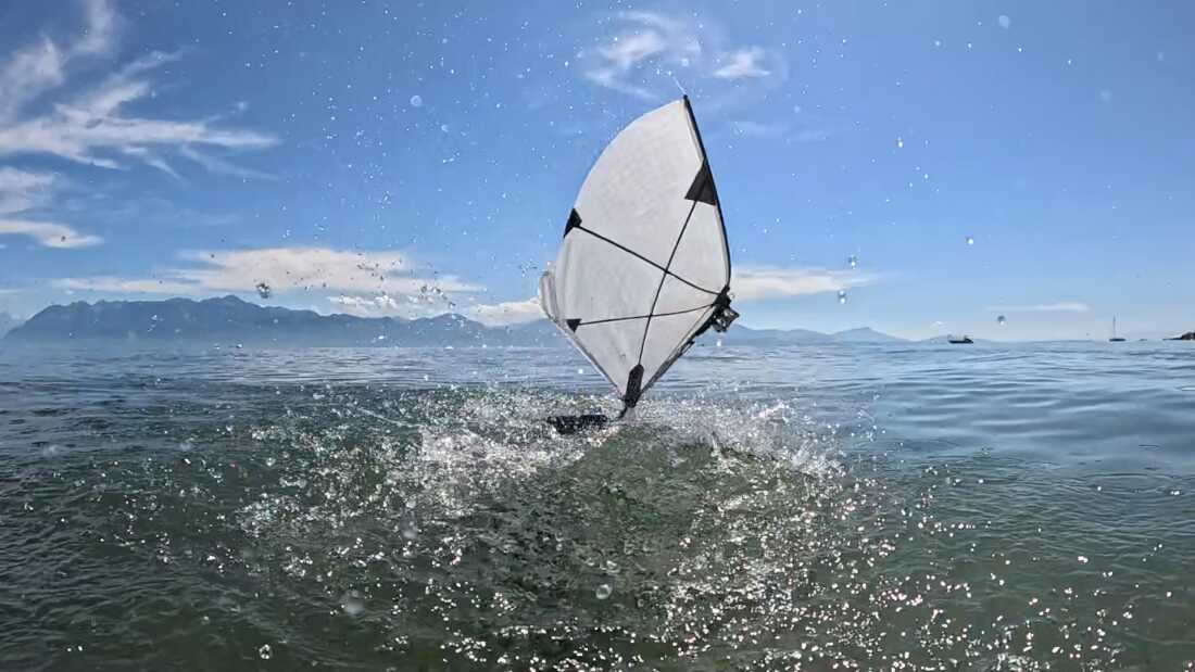 A new kind of robot swims the seas and soars the skies