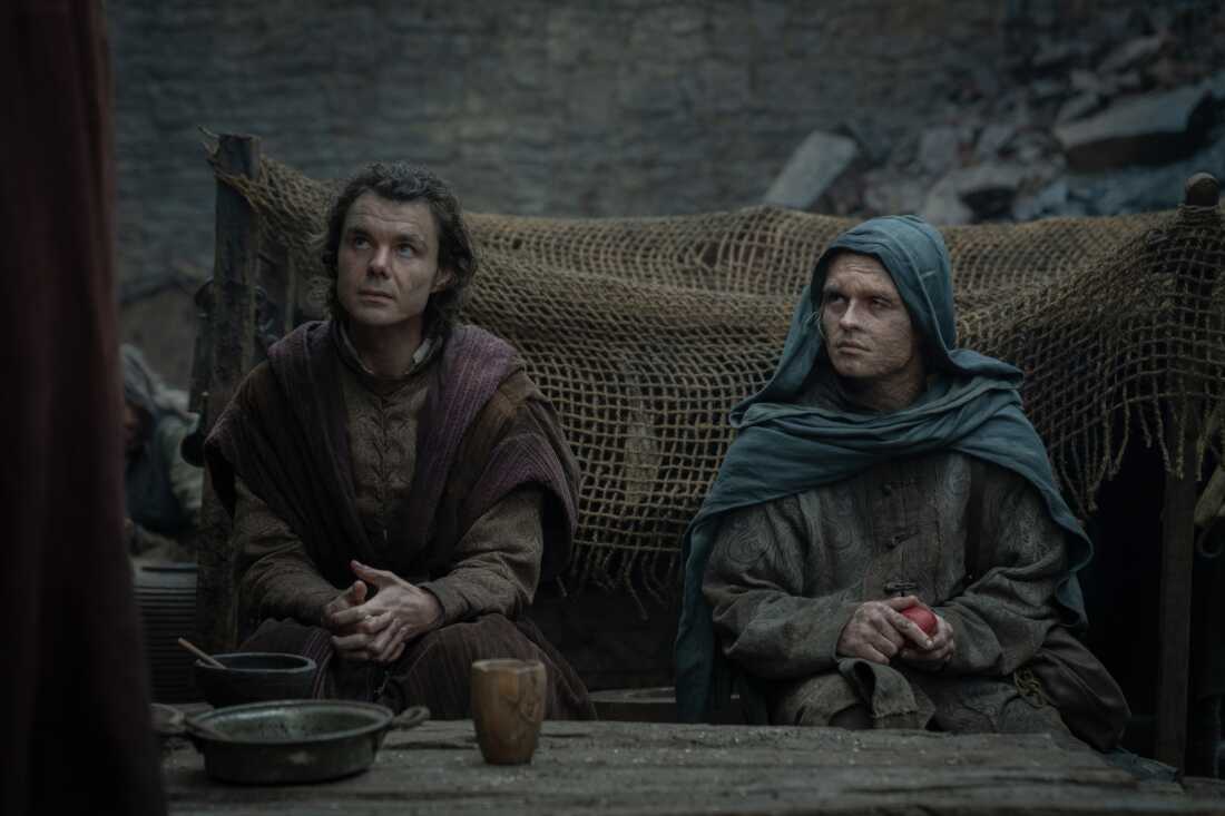 Larys (Matthew Needham) and Aegon (Tom Glynn-Carney) listen to the specials, but they already know what they're having.