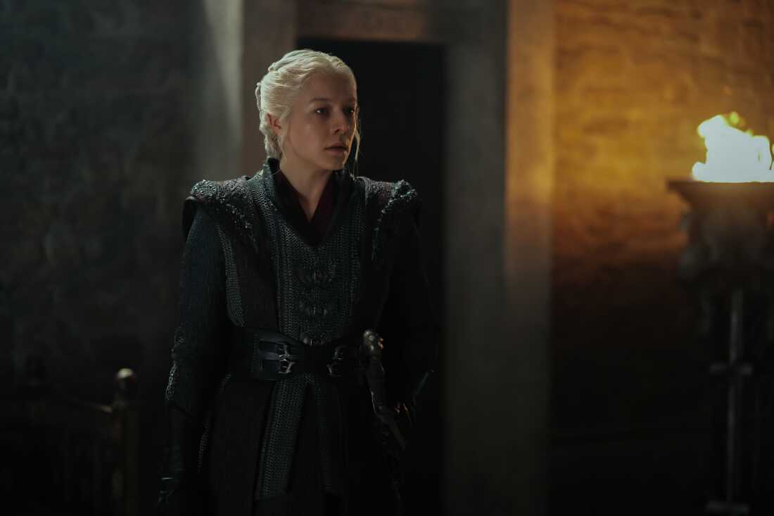 Emma D'Arcy (Rhaenyra).