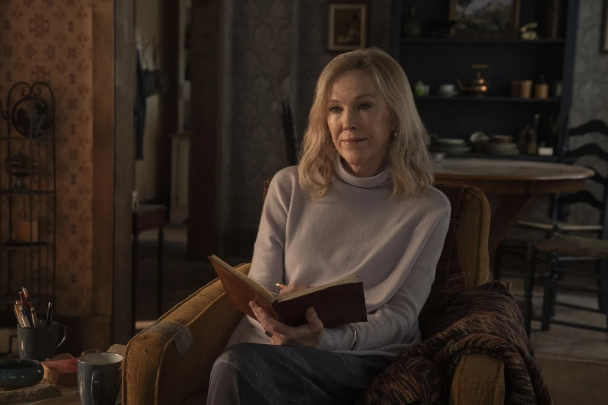 Catherine O'Hara in Season 2 of The Last of Us. 