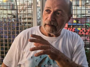 Amnonn Hahn, the head of the Friends of the Swifts association in Israel, dedicates himself to working with the council in Tel Aviv and in other parts of Israel to create nesting sites for swifts.