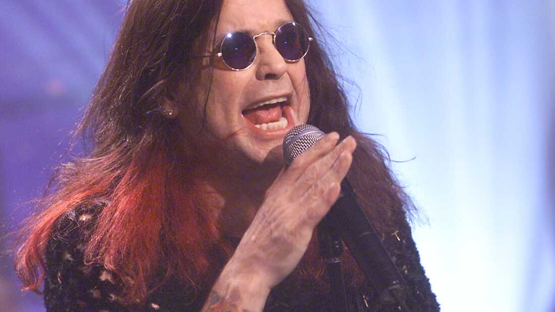 Ozzy Osbourne at "The Tonight Show with Jay Leno" at the NBC Studios in Los Angeles, Ca. October 12, 2001. Photo by Kevin Winter/Getty Images.